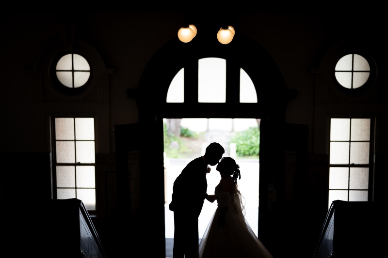 【市政資料館＆スタジオ】大きなステンドグラスの前で挙式をイメージして♪