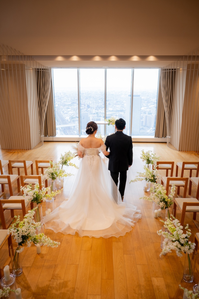 名古屋の街を一望できる天空のチャペルで
