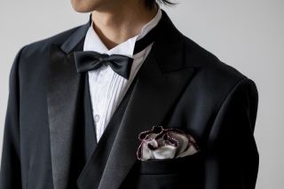 タキシード蝶ネクタイ&チーフ変更