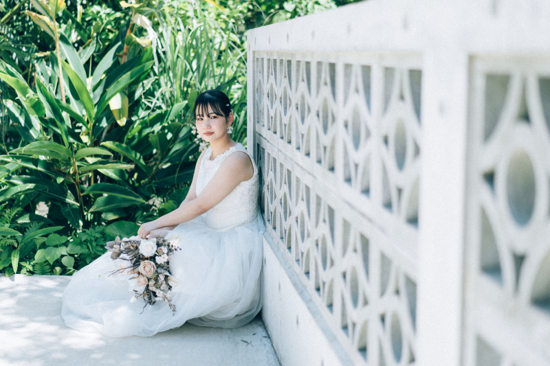 赤瓦のフォトスタジオ Agarijo wedding_女性のフォトグラファーがいる