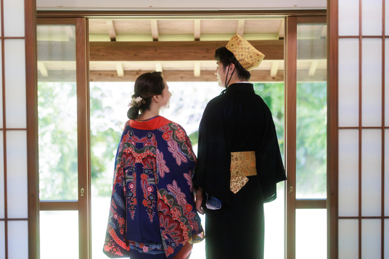 柔らかな日差しが差し込む縁側