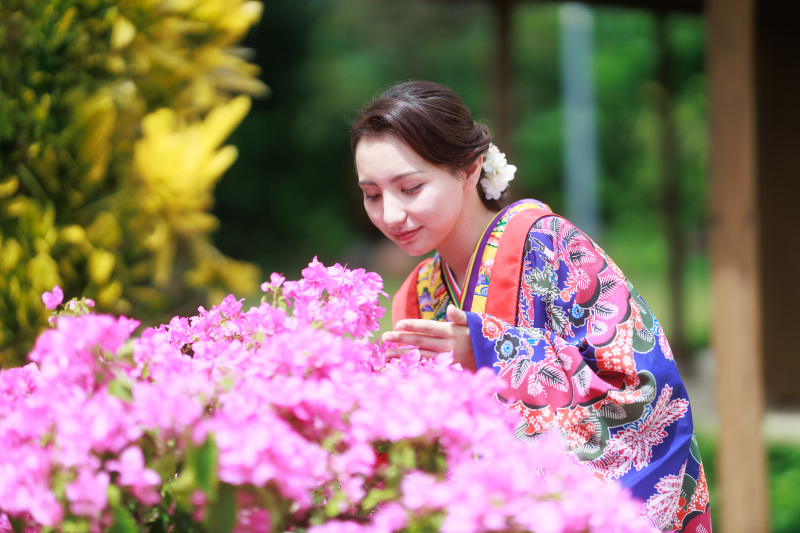 赤瓦のフォトスタジオ Agarijo wedding_ガーデンで撮影できる