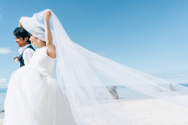 赤瓦のフォトスタジオ Agarijo wedding_海で撮影できる