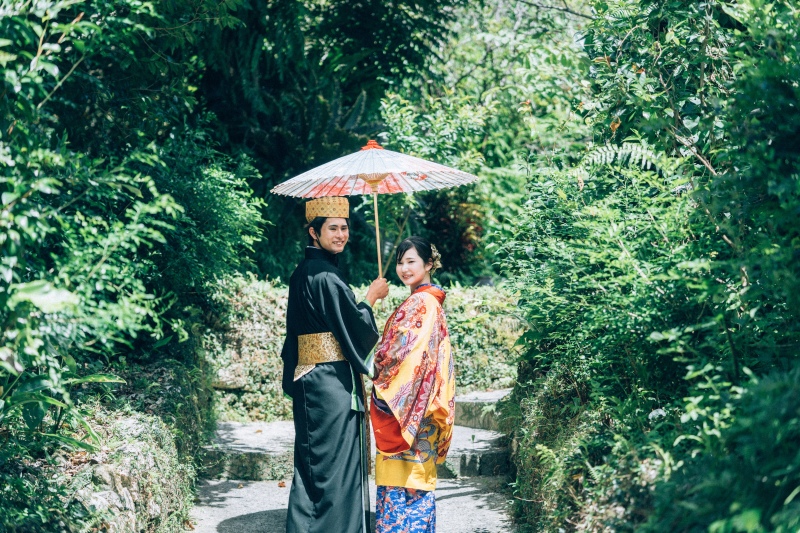 【ファミリーフォトウェディング】琉球家屋で残す琉装フォト*お子様衣装もヘアメイクもコミコミの安心プラン♪