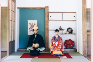 【7月・8月撮影限定】琉球家屋スタジオ×琉装《色彩鮮やかなお庭でも撮影◎》データ100カットコミコミプラン