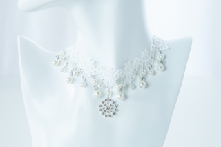 洋装ネックレス