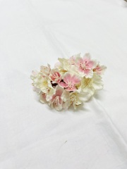 髪飾り（造花）