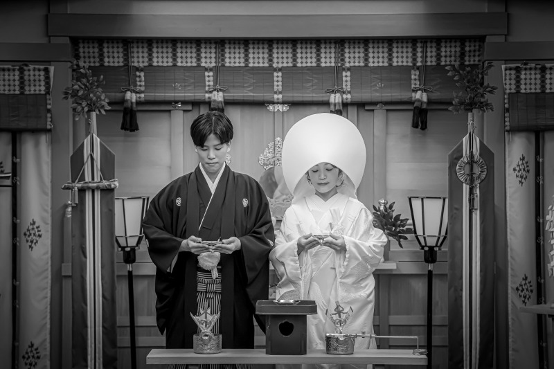 まるで神前式のような撮影で和のイメージにぴったり