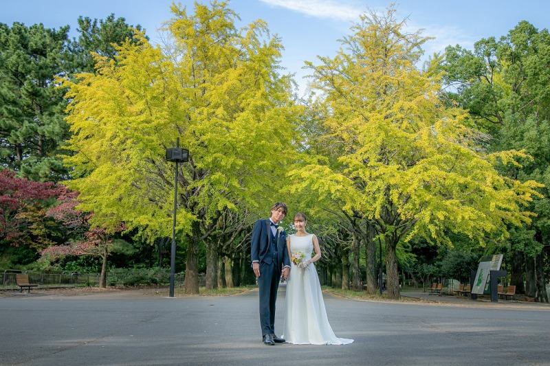 紅葉や桜など、季節を感じられるロケーションもあります◎