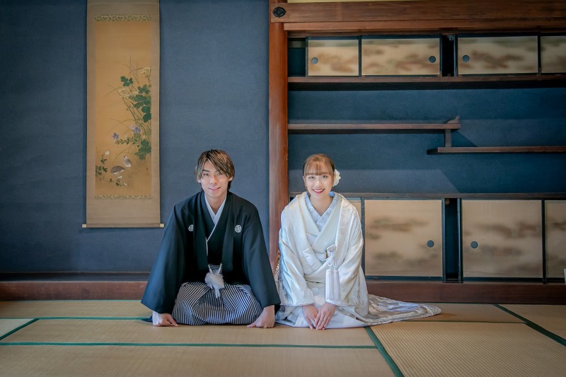 正座ショットは、古民家または館内で撮影可能です◎
