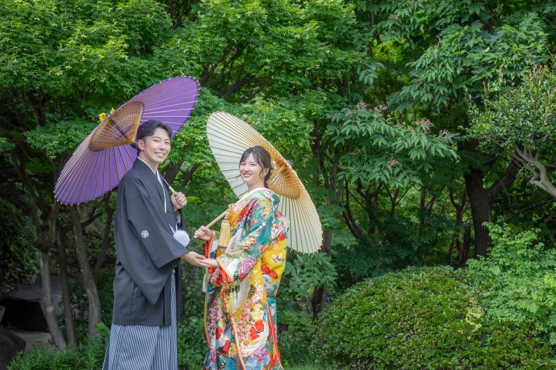 11月1日~12月15日まで77,000円『目白庭園』&『神殿』での2ヶ所撮影*新婦和装2着・衣装差額なし・データ150カット付