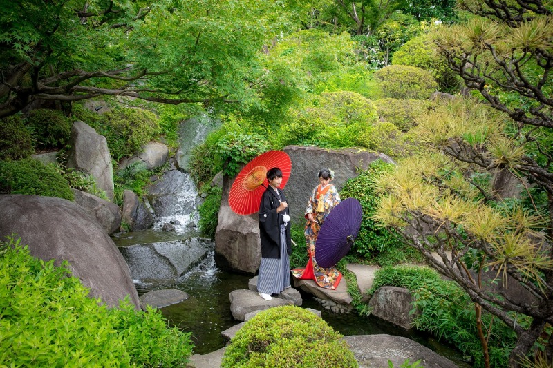 11月1日~12月15日まで77,000円『目白庭園』&『神殿』での2ヶ所撮影*新婦和装2着・衣装差額なし・データ150カット付