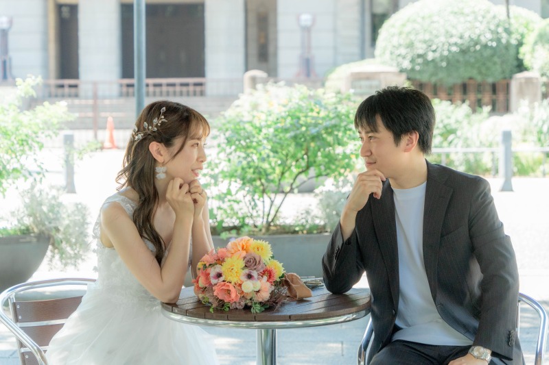 カフェでお話してる風ショット