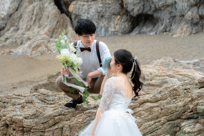 岩場をステージに