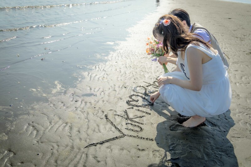 砂浜にお絵描き