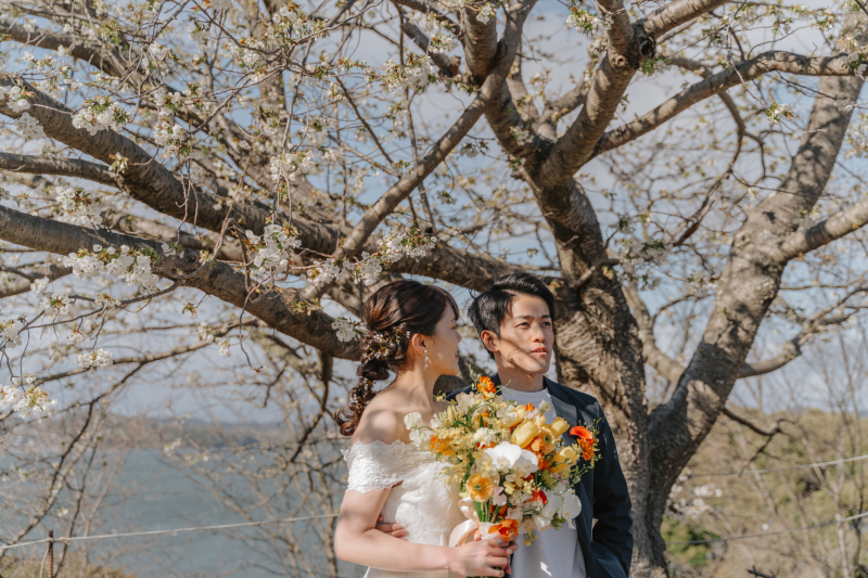 木の下でのツーショット