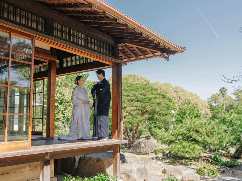 Rele Wedding_庭園で撮影できる