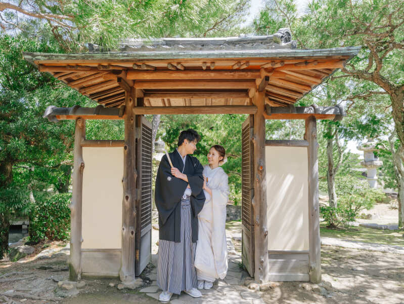 Rele Wedding_庭園で撮影できる