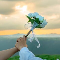 自然なおふたりの姿を残せるエンゲージメントフォト！