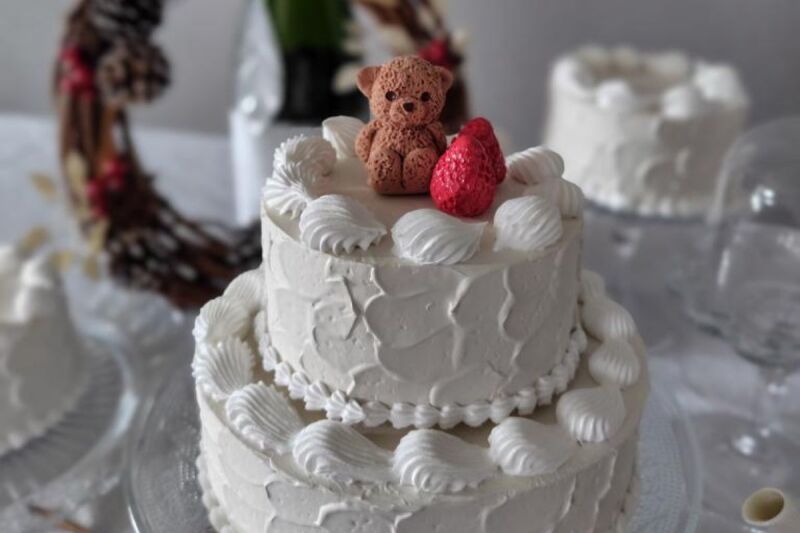 【大人気の小物付★全データ納品】人気の小物付きでポップなオープニングムービー撮影♪ | 出張費&yen;0・追加料金なし