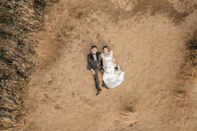 【プロヘアメイク・アテンド付き】東京・神奈川でシネマティックなオープニングムービー撮影プラン！