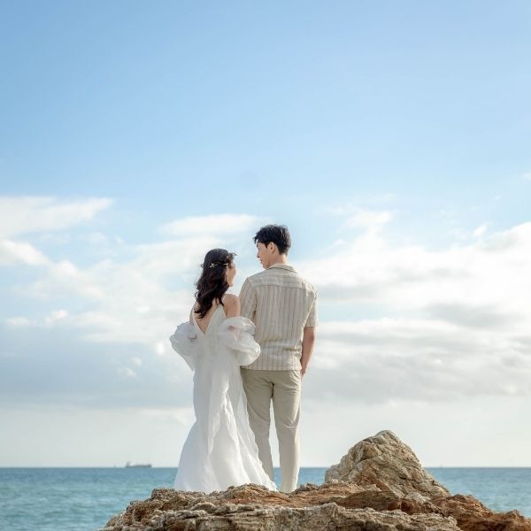 【元データプレゼント★ドローン撮影が無料】選べる無料ドレス！映像元データの付お得なオープニングムービー | 小物類持ち込み料無料