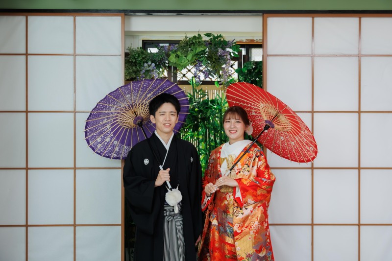 和傘で華やかに