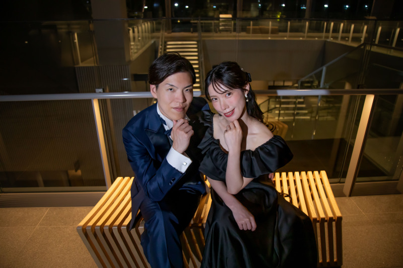 寄り添うナイトポートレート