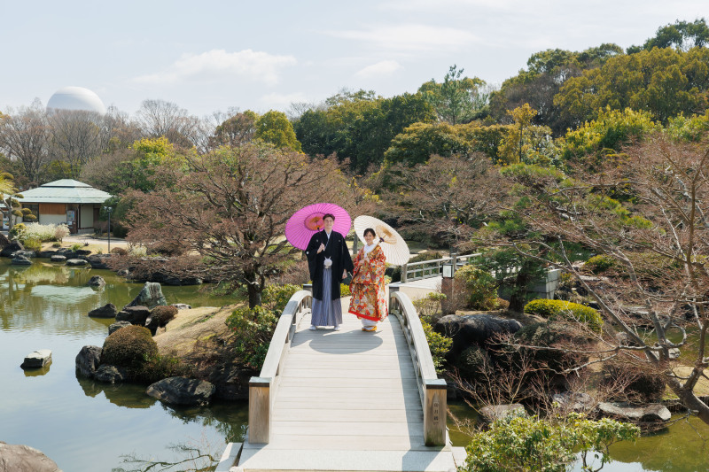 庭園に映える和装