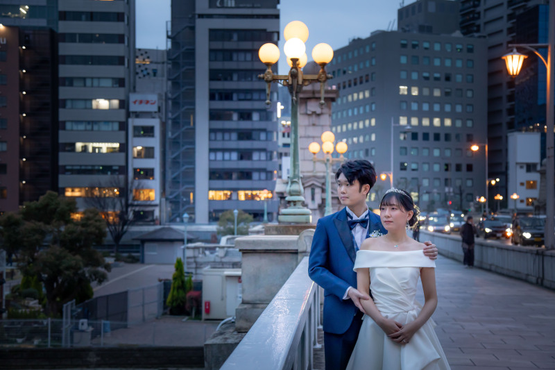 都会に映えるふたり