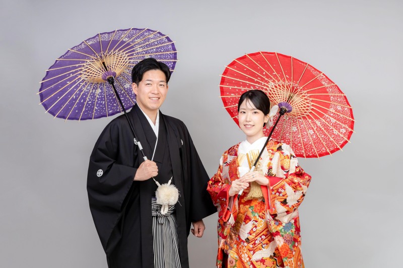 和傘で華やかに