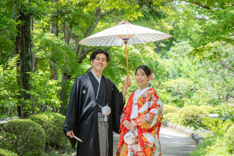 新緑に包まれた笑顔の一枚