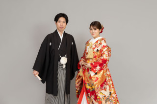 色打掛も白無垢も。和装をたっぷり楽しむスタジオ2着プラン