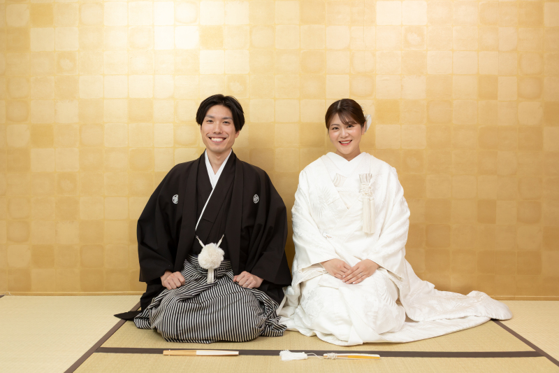 最後は白無垢で正座ショット