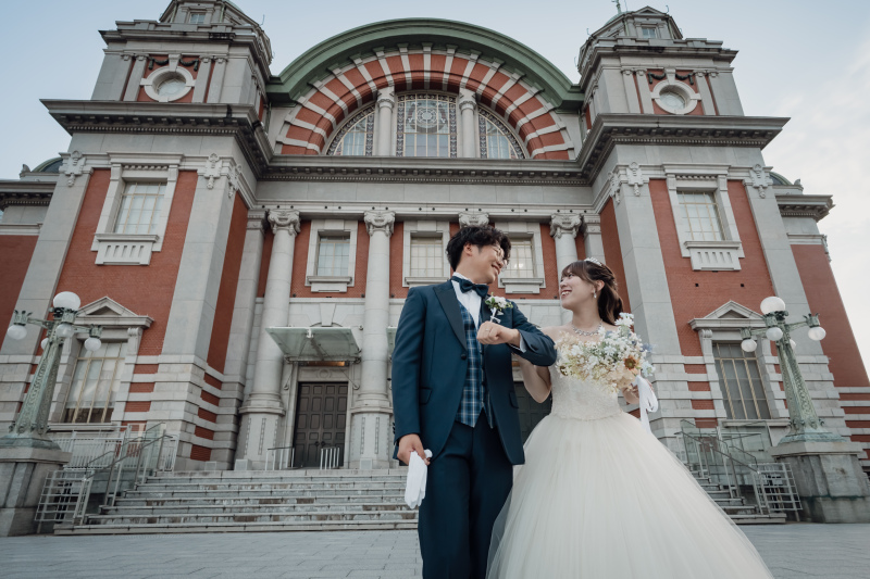 和装⇒スタジオ&ドレス⇒中の島公会堂(昼間)で撮影★衣裳(2着)・美容・撮影データ付き