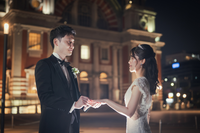 ロケーションプラン★お好きな洋装を1着着て中之島公会堂で撮影♪衣裳(差額無し)・美容・撮影データ込