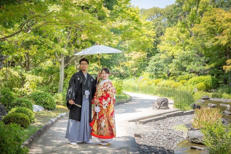 注目プラン♪ 【庭園&茶室】【色打掛&白無垢】お茶室付きプラン 衣裳(差額無し)・美容・撮影データ込み【113,000円】