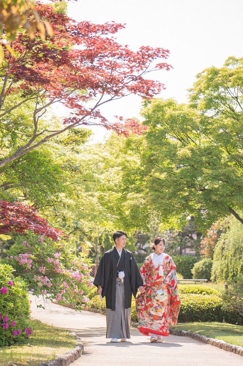 【新緑割り】88,000円！5月10日まで撮影大仙公園日本庭園で撮影する和装衣裳各1着（差額無し）・撮影データ130枚付