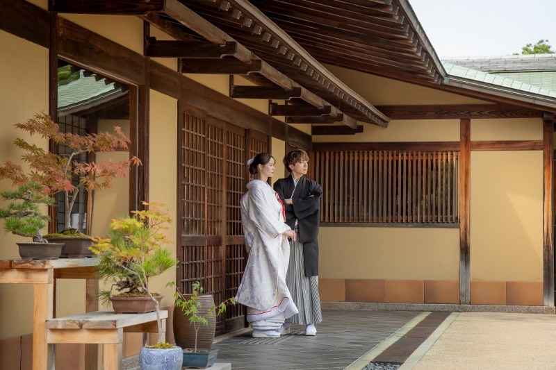 【和装&洋装】【ロケ2か所】|和装⇒庭園&ドレス⇒中之島公会堂でナイト撮影★衣裳・美容・撮影データ180カット【133,000】