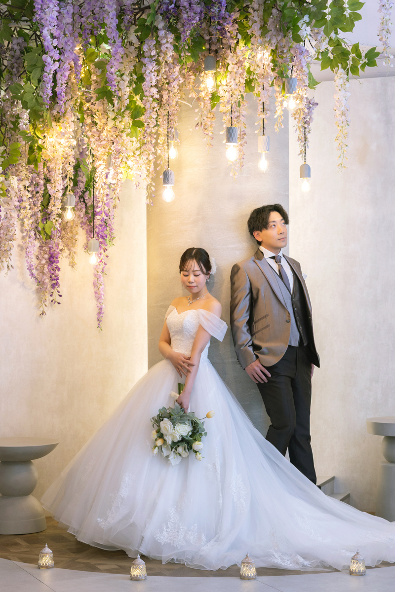 藤に囲まれて幻想的な1枚