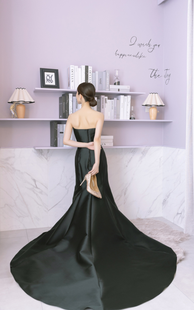 バックスタイルも美しく!