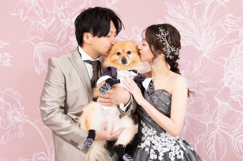 わんちゃんにキスショット♡