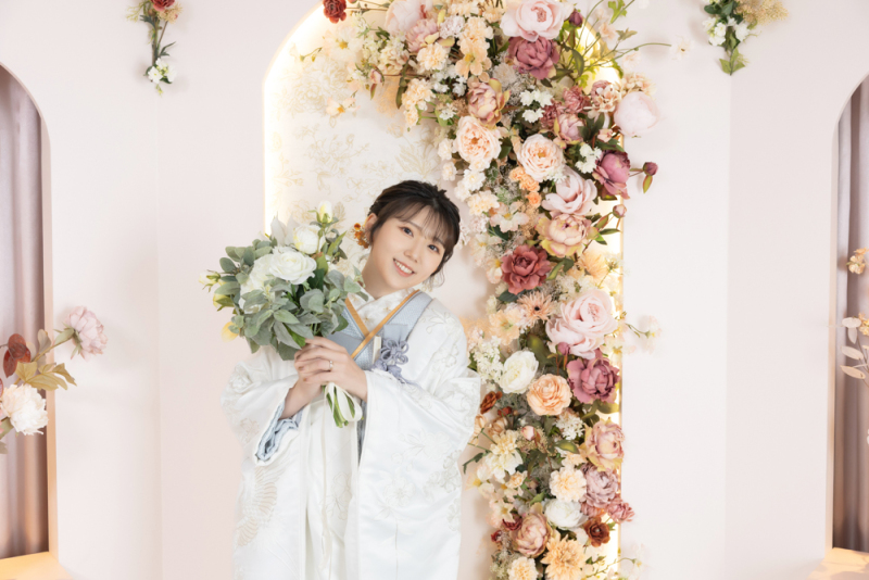 洋装で親しまれる背景 × 和装でおしゃれな1枚に