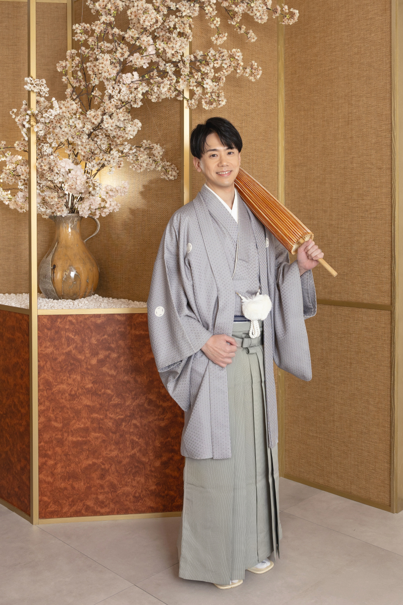 ご新郎様のソロショットは勇ましく。