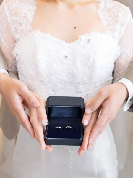 お二人の思い出ある指輪のショット♡