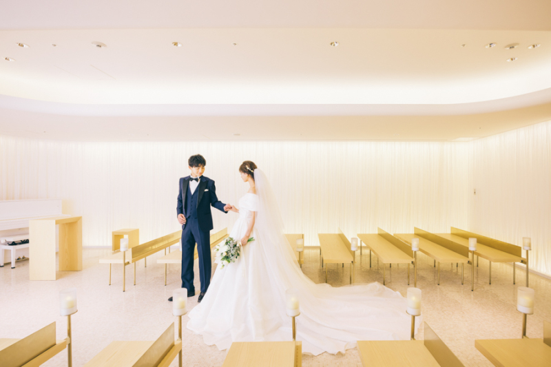 格式張らずナチュラルな雰囲気で