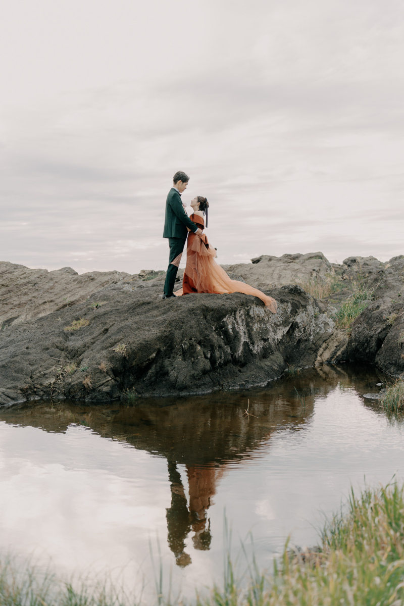 岩場に佇むドラマチック