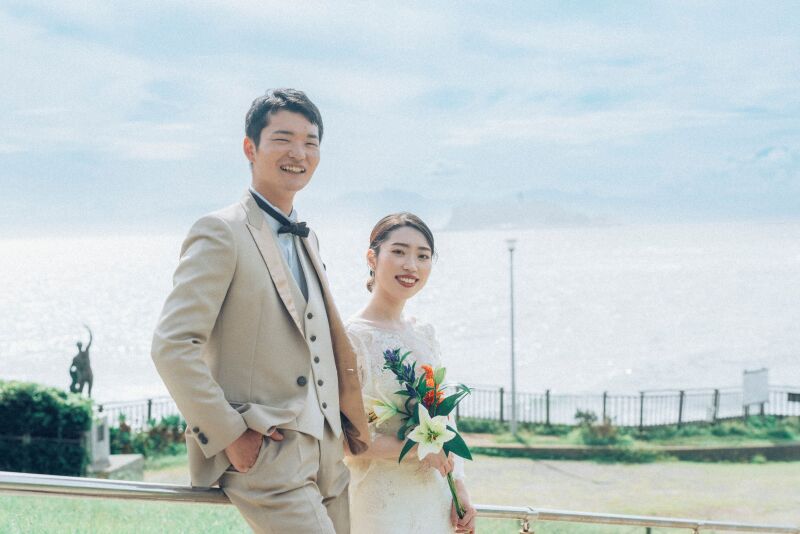 ウェディングドレス?カラードレス?あなたはどっち?