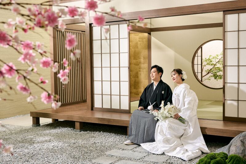 【通年プラン】白無垢+色打掛 和装2着スタジオ撮影プラン 撮影150カット+納品データ50カット/レタッチ&美肌補正付き