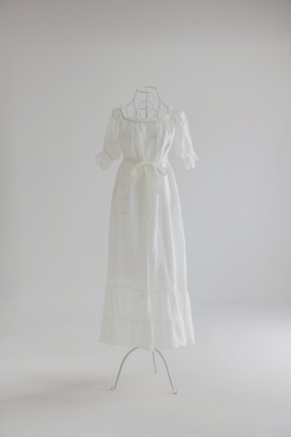 スタジオドレス